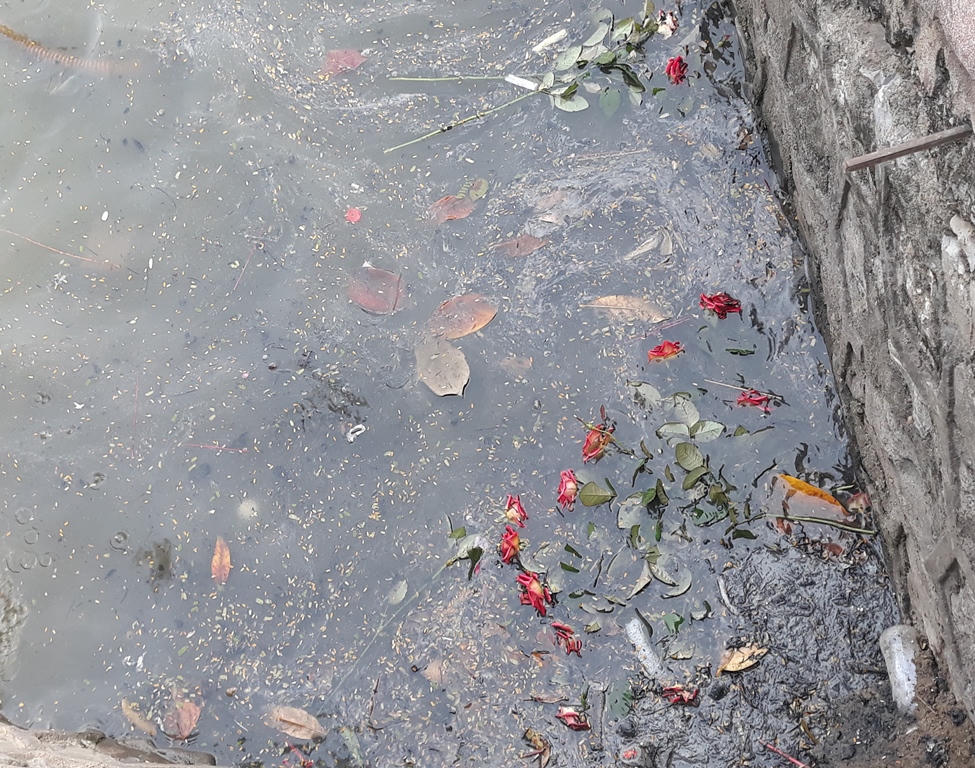 “Đừng để ông Táo mang rác lên chầu”